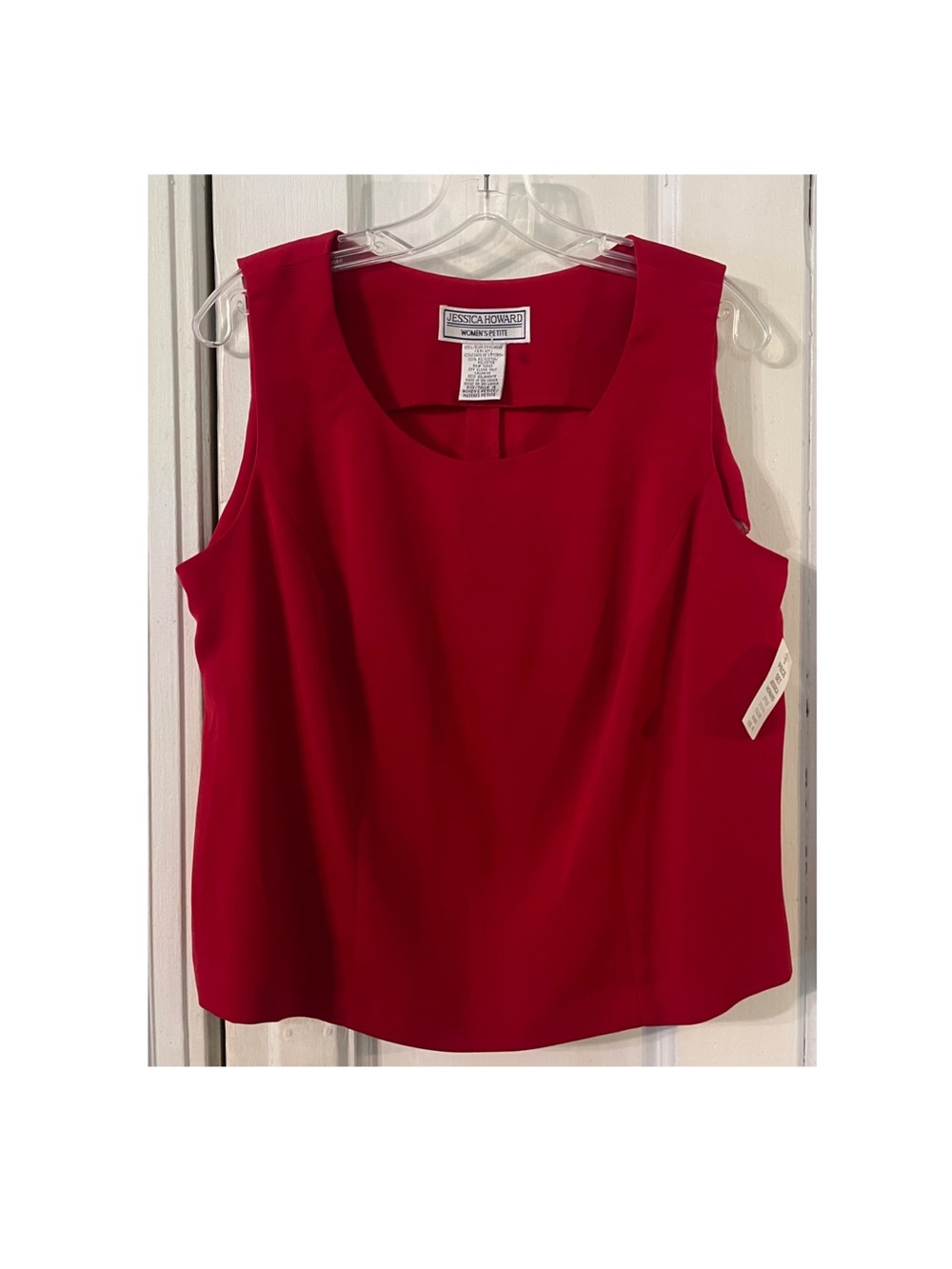 NWT Jessica Howard Red Scoop Neck Sleeveless Top